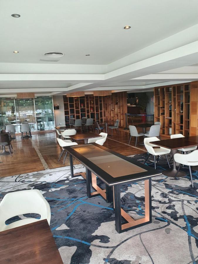 Clayton Hotel Silver Springs Cork Exterior photo
